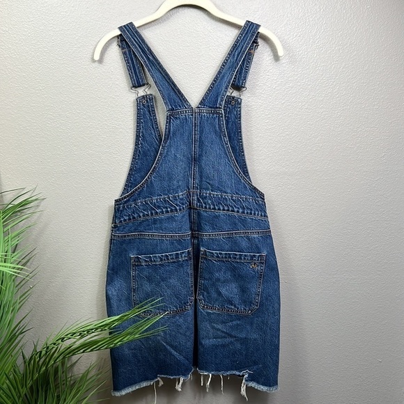 NWOT American Eagle Denim Overall Dress Skirt Small Blue Destroyed Hem Zipper - Picture 2 of 9